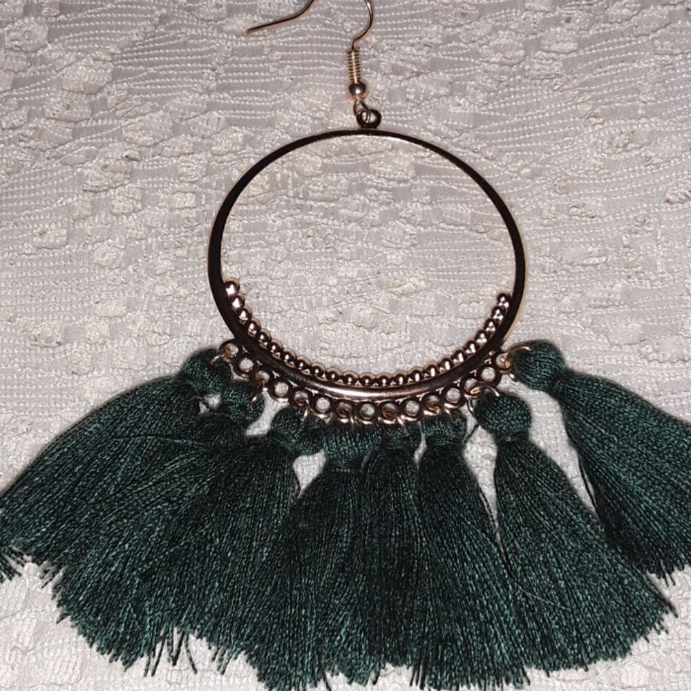New Earrings Tassel Fringe Dangle Dark Green & Gold Earrings